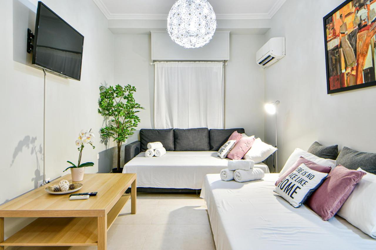 Pleasant Flat Next To Panormou Metro Station Apartment Atena Exterior foto